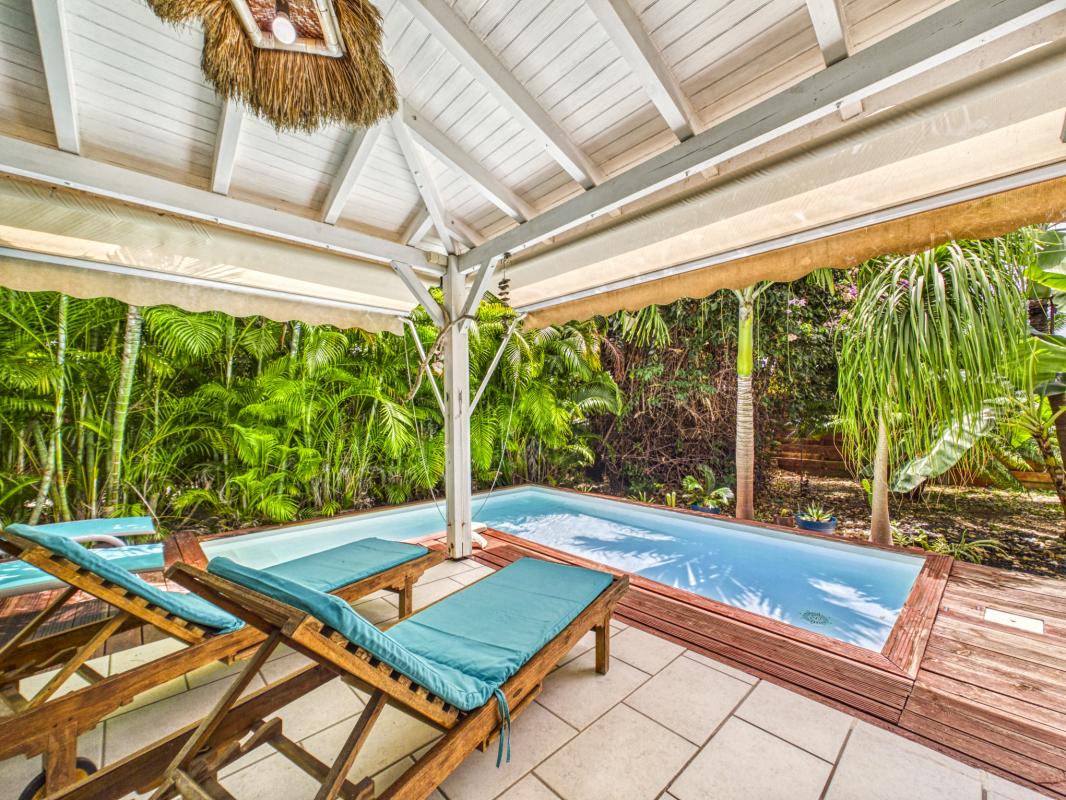 3.location villa avec piscine proche plage St François Guadeloupe